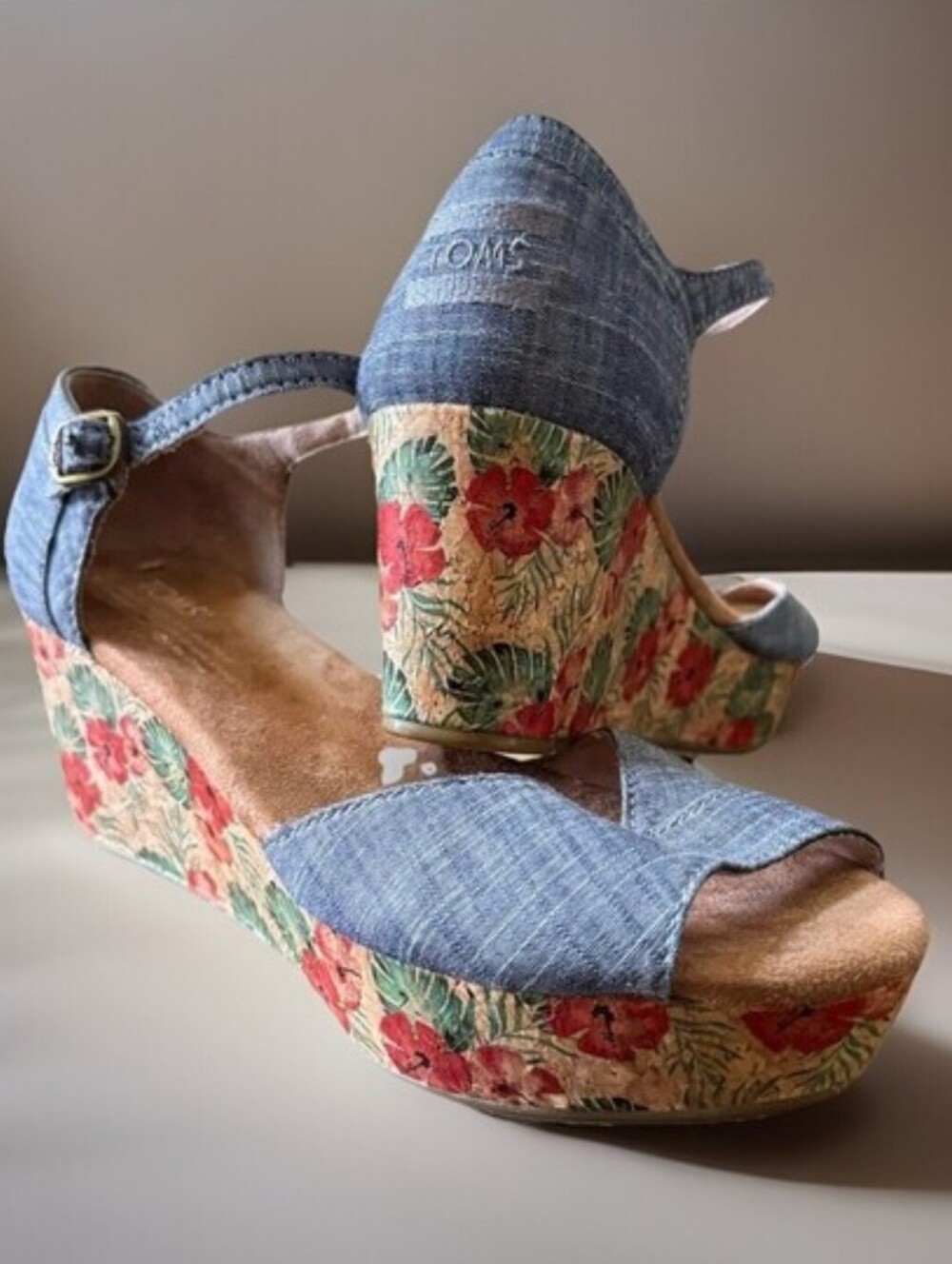 Toms Blue Chambray Hisbiscus Floral Cork Platform Wedge Ankle Strap Sandals